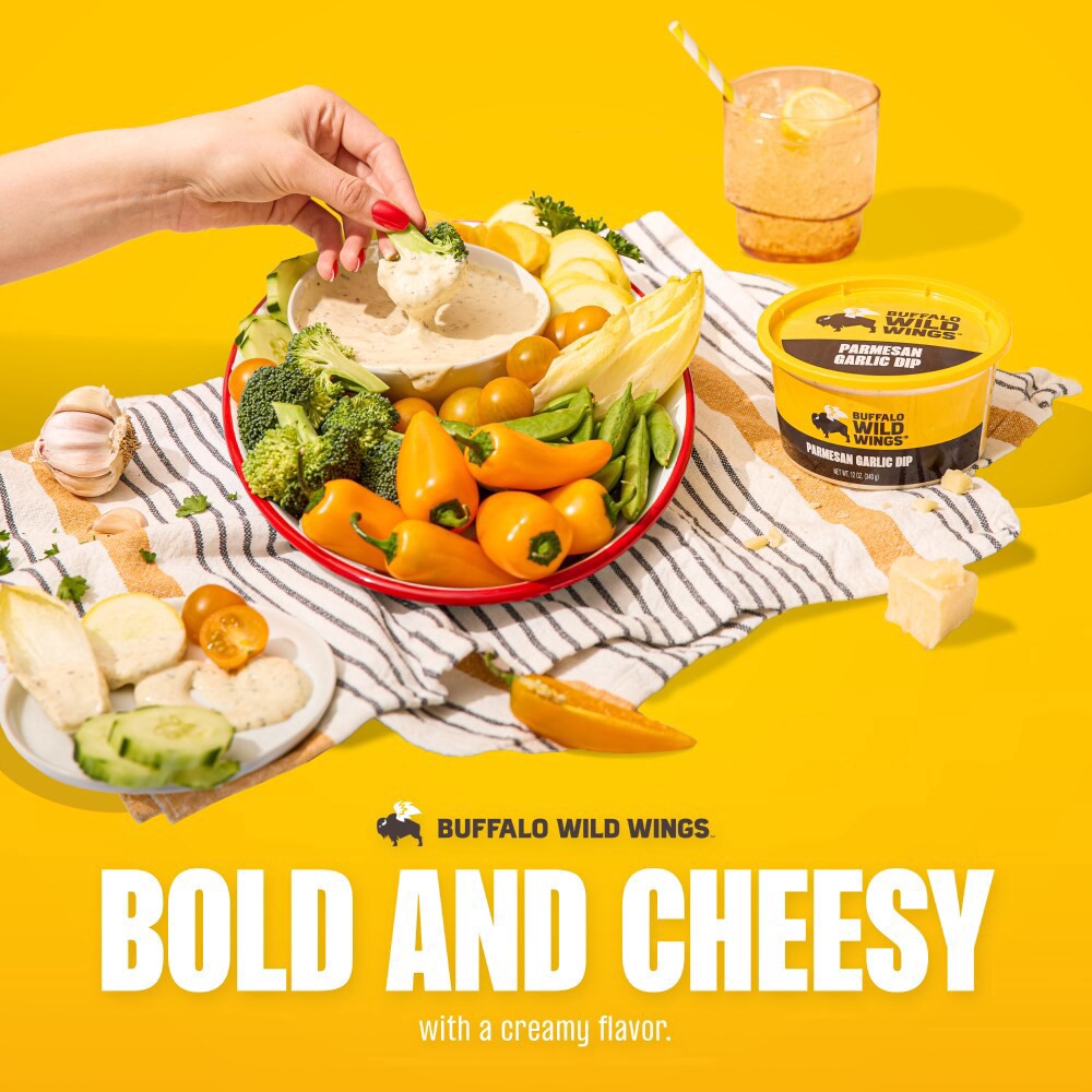 slide 6 of 6, Buffalo Wild Wings Parmesan Garlic Dip, 12 oz