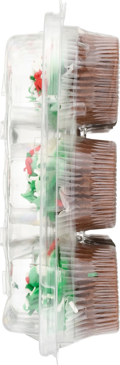 slide 10 of 13, two-bite Chocolate Cupcakes 10 oz, 10 oz