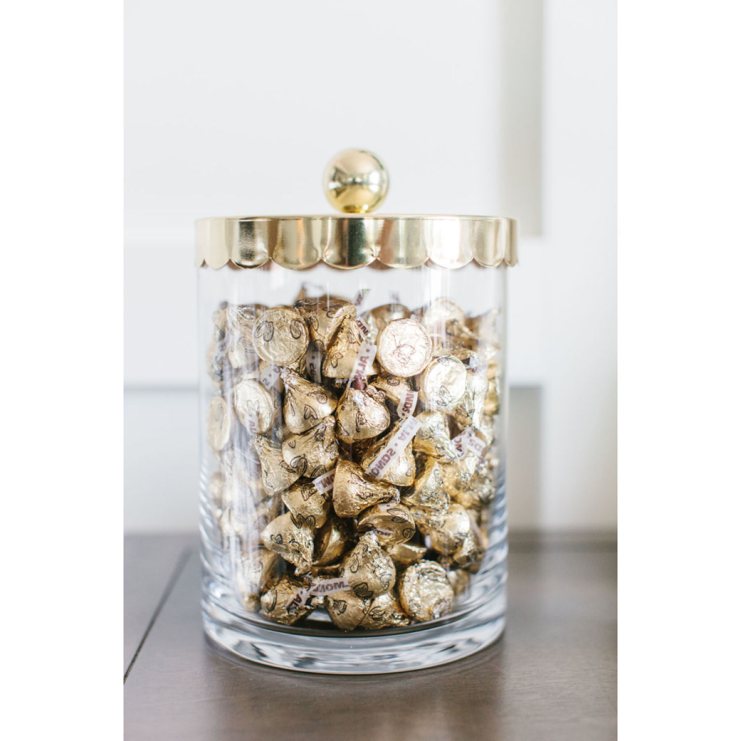 slide 4 of 4, Hershey's Chocolate Candy, Milk Chocolate, Almonds, 10 oz