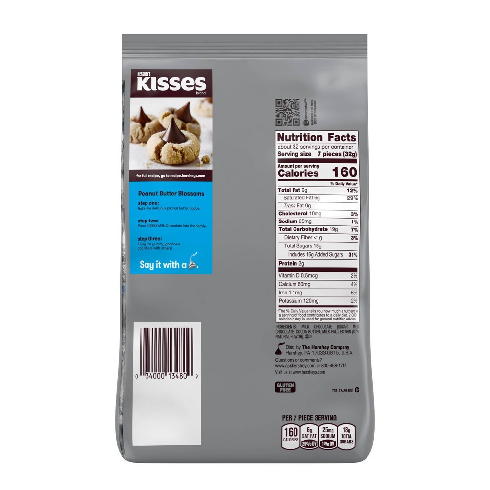 slide 2 of 5, Hershey's KISSES Milk Chocolate Candy Party Pack, 35.8 oz, 35.8 oz