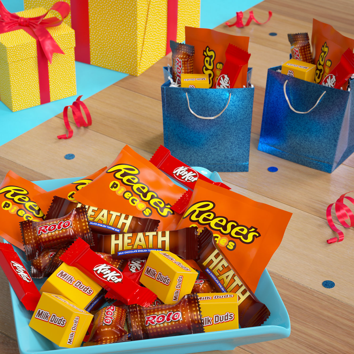 slide 4 of 4, Hershey's Snack Size Candy Assortment Party Pack 33.08 oz, 33.08 oz