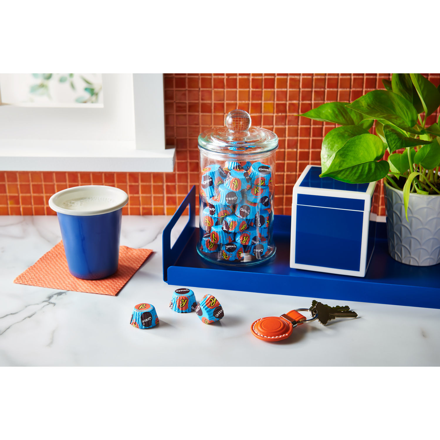 slide 3 of 6, Reese's Oreo Miniature Peanut Butter Cups, 9 oz