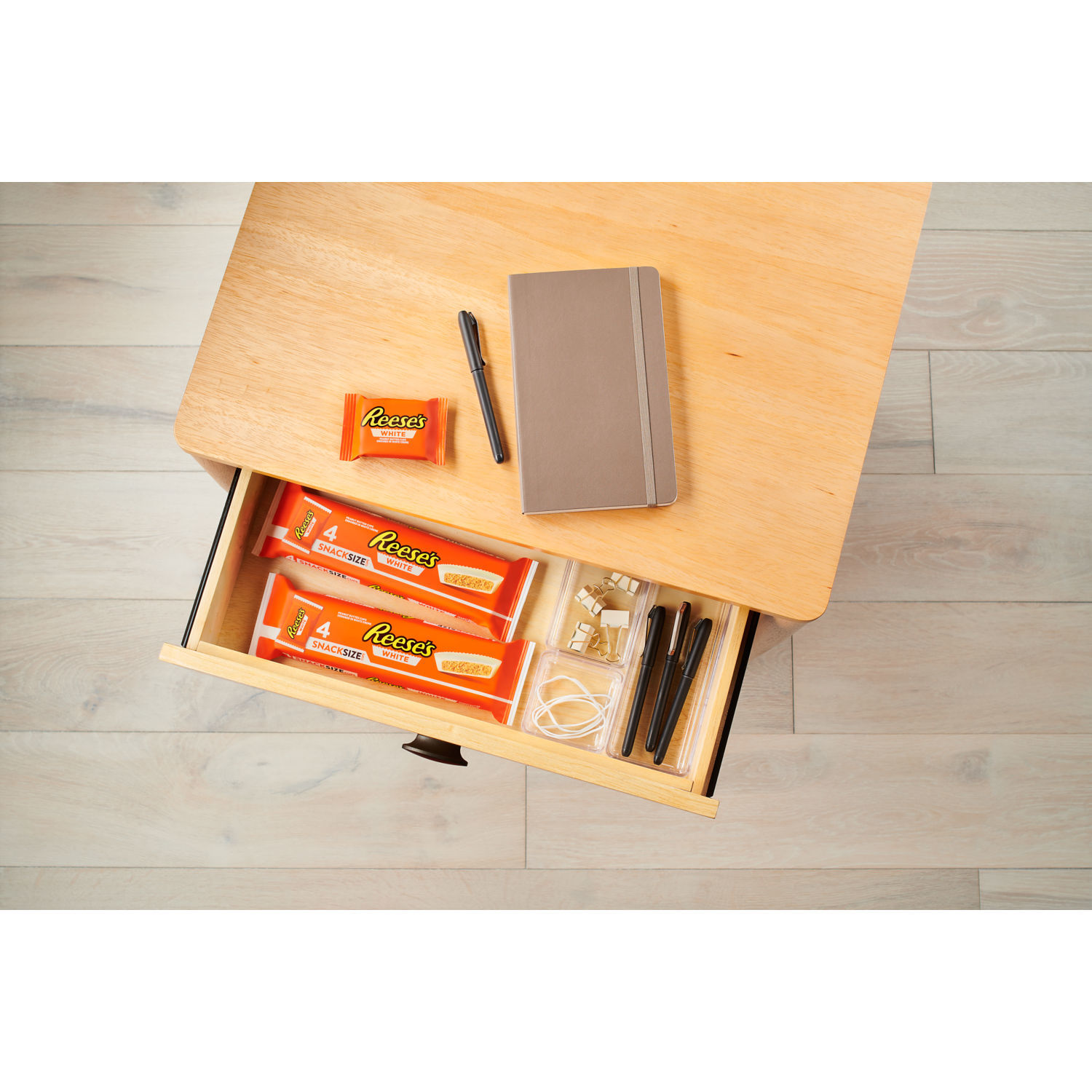 slide 3 of 6, Reeses White 4pk, 2 oz