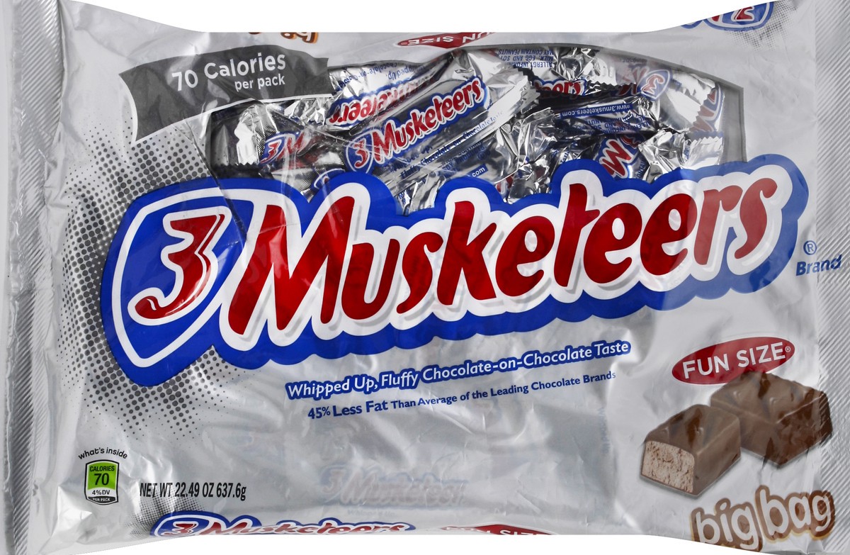 slide 1 of 3, 3 MUSKETEERS, Whipped Up Fluffy Fun Size Chocolate Candy Bars, 22.49 Oz, 22.49 oz