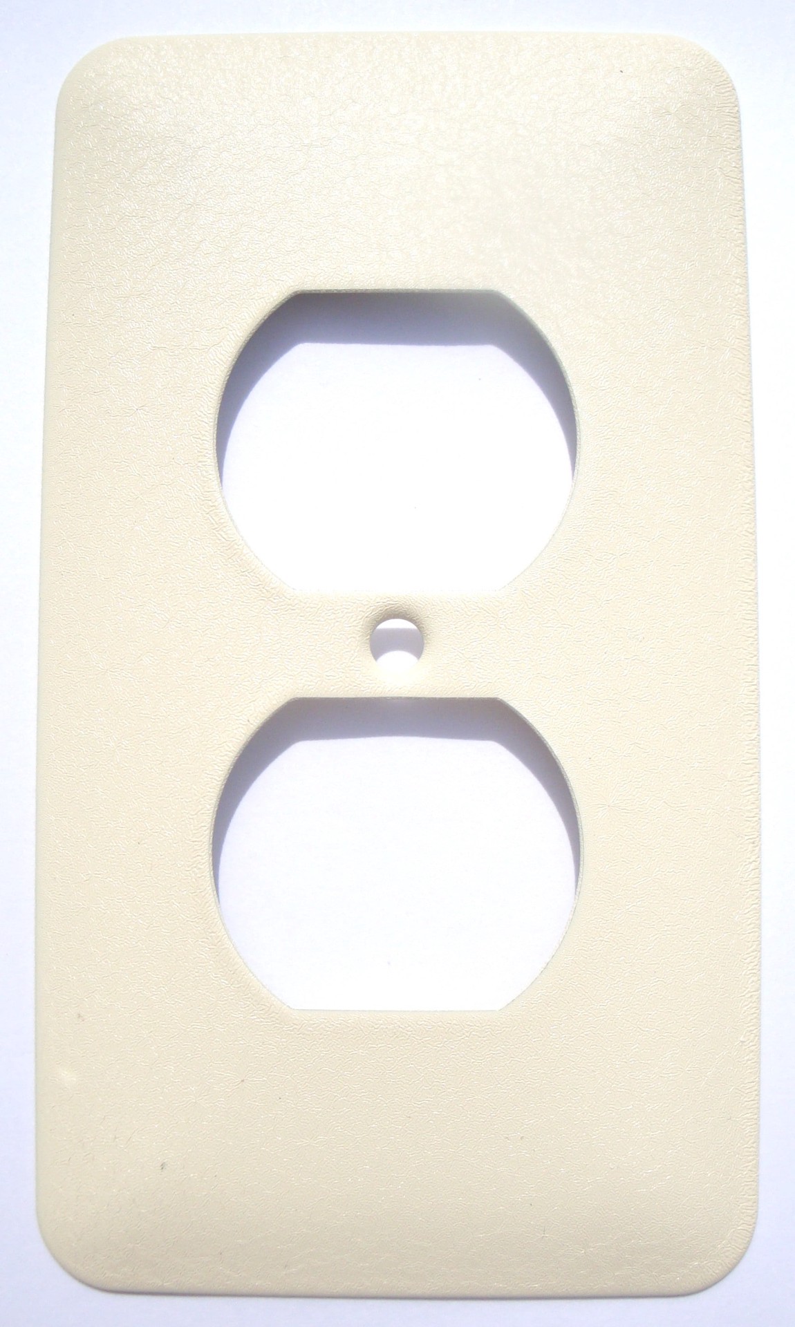 slide 1 of 1, Mulberry 1 -Gang Midsize Size Ivory Steel Indoor Duplex Wall Plate, 1 ct