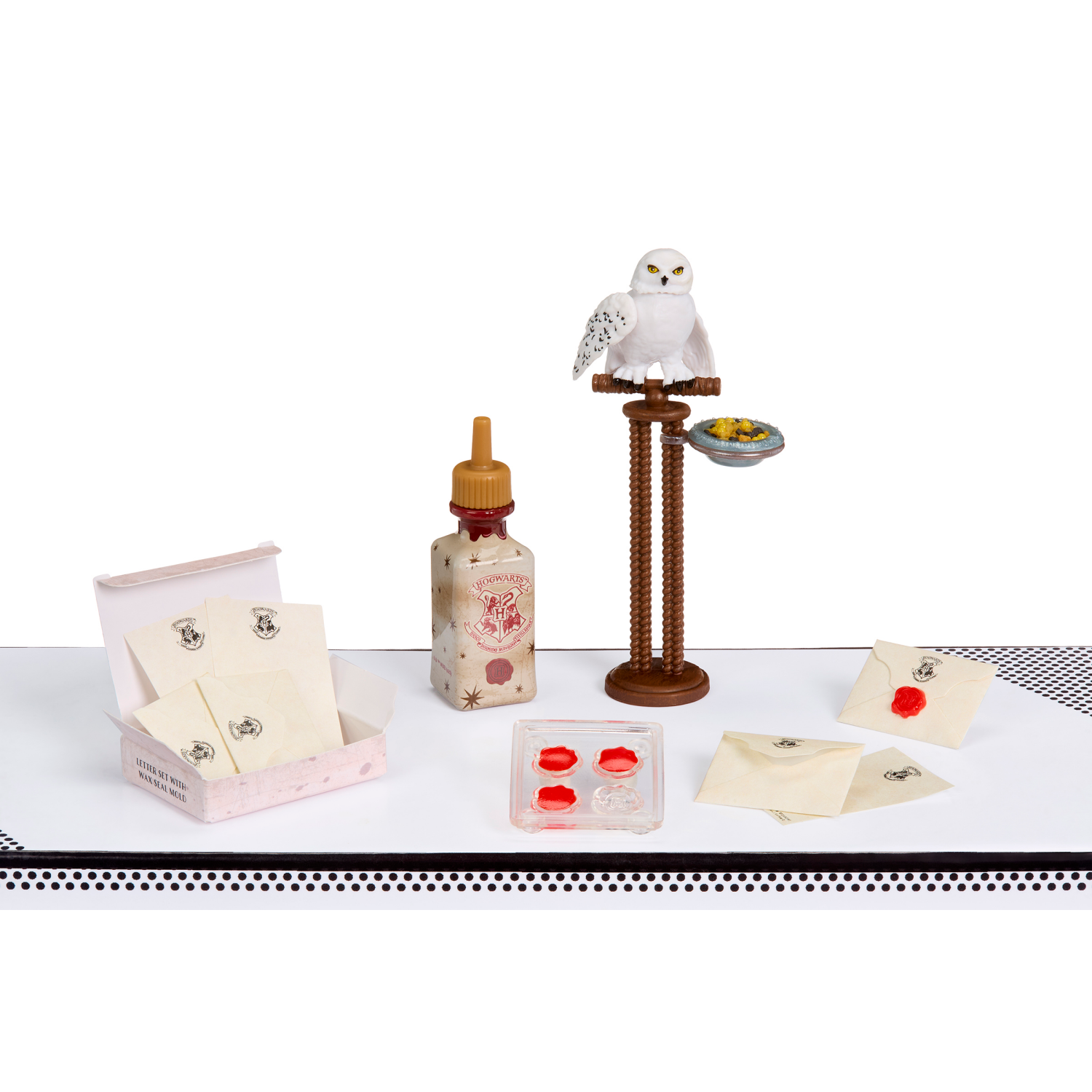 slide 4 of 8, MGA's Miniverse - Make It Mini Harry Potter Hogwarts, 1 ct