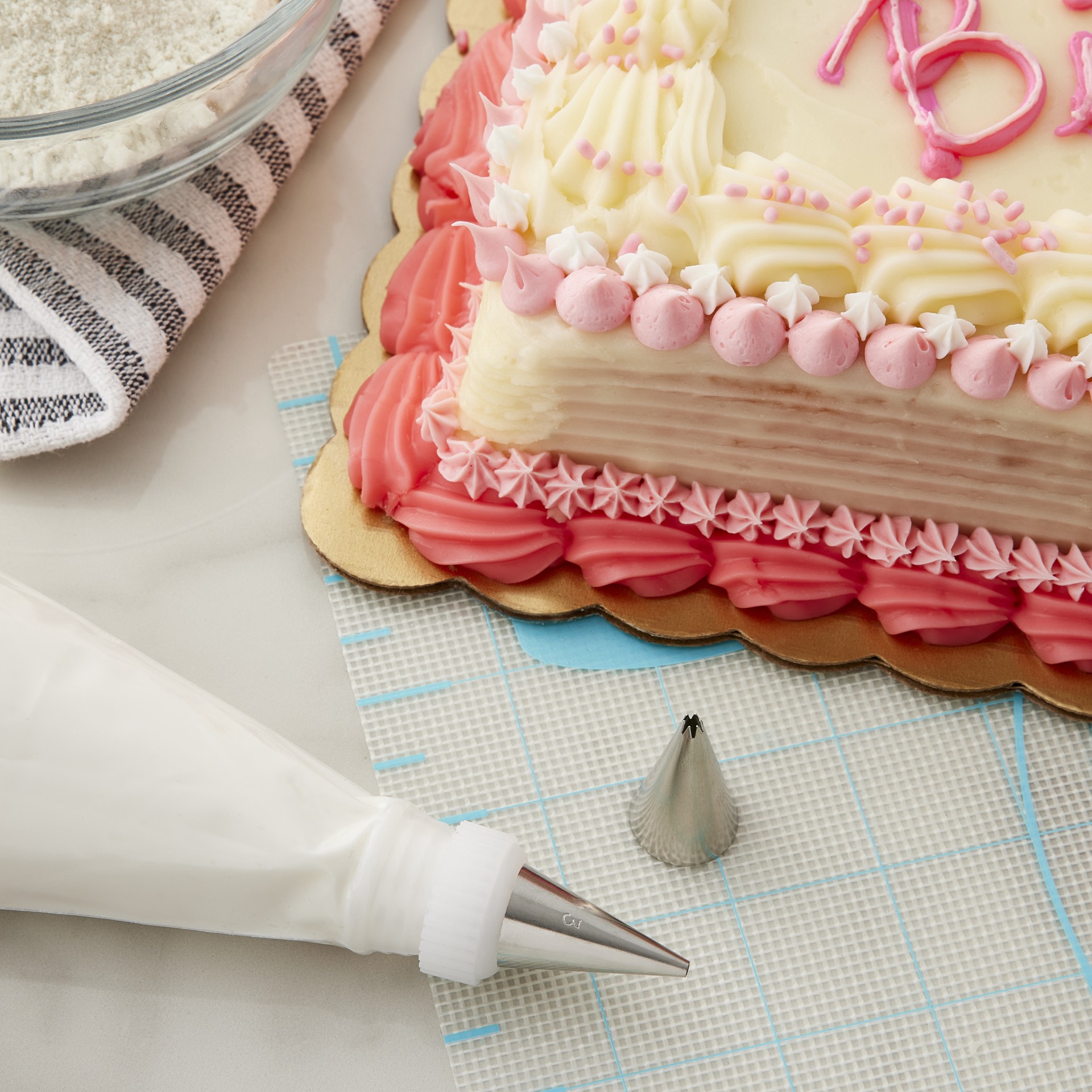 slide 2 of 3, No. 3 Round & No. 16 Star Tip Set By Celebrate It, 1 ct