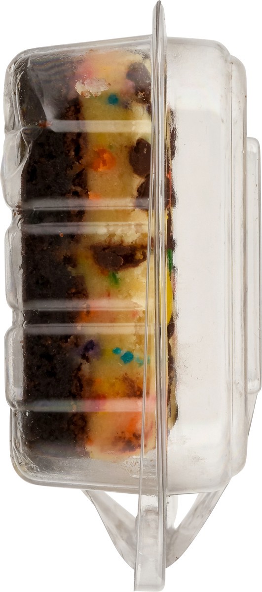 slide 7 of 11, Killer Brownie Chocolate Fudge Brownie with a Vanilla Blonde Top 8 ea, 8 ct