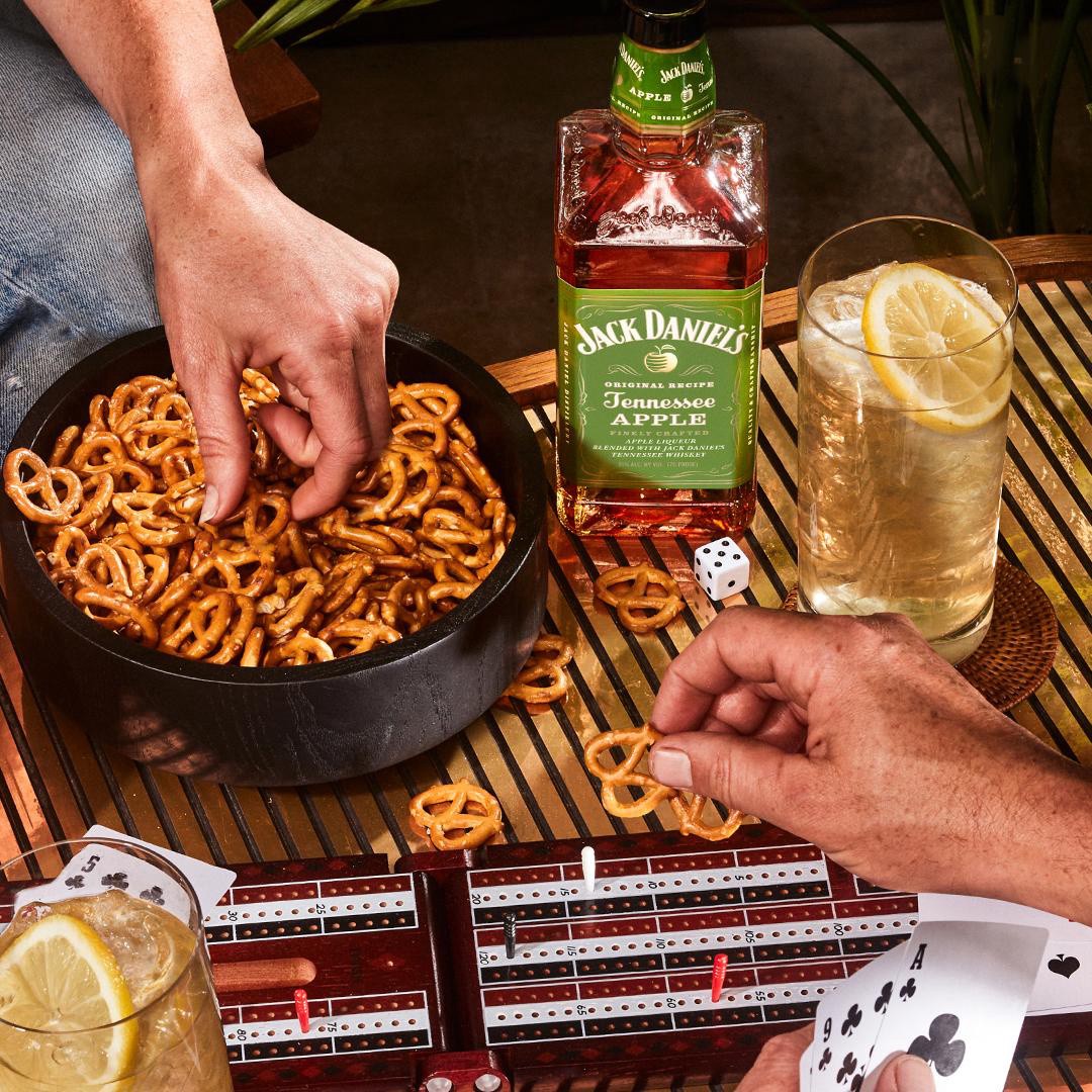 slide 4 of 5, Jack Daniel's Tennessee Apple 1L 70 Proof, 1000 ml