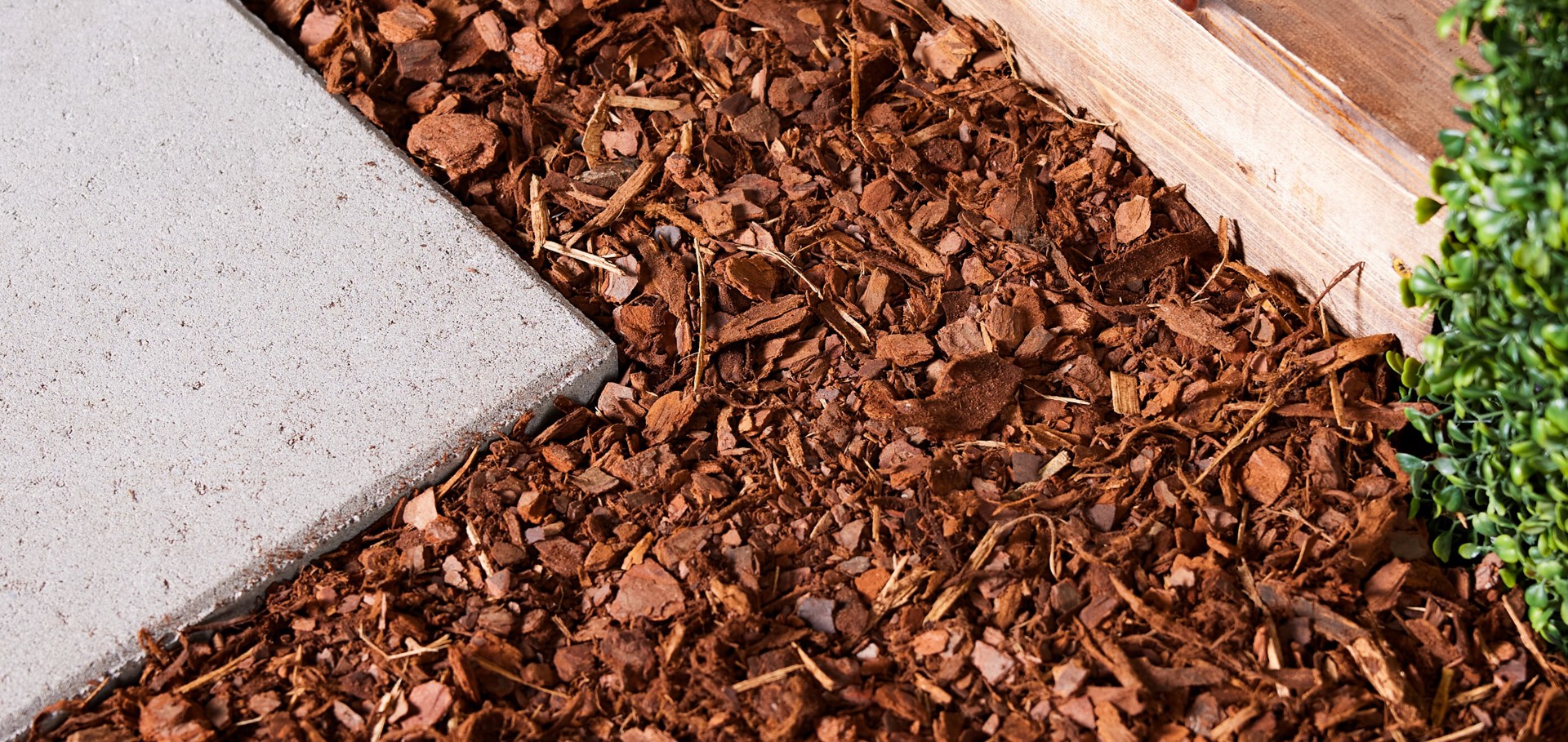 slide 4 of 6, Gardenscape 2 -cu ft Dark brown Pine Pine bark mulch, 1 ct