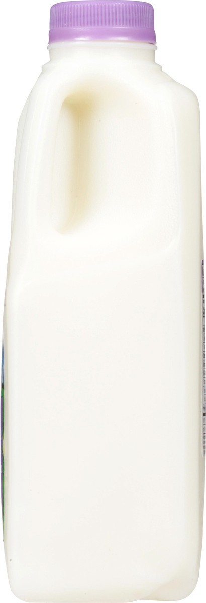 slide 5 of 14, Swiss Premium Fat Free Milk, 1 qt