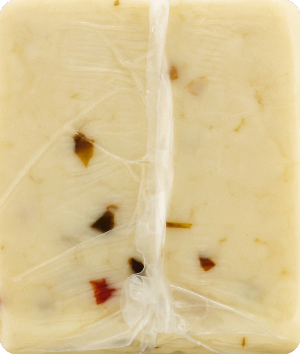 slide 3 of 5, Tillamook Pepper Jack Cheese Block, 907 g