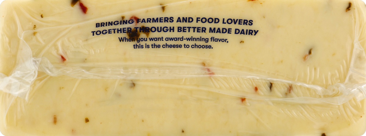 slide 5 of 5, Tillamook Pepper Jack Cheese Block, 907 g