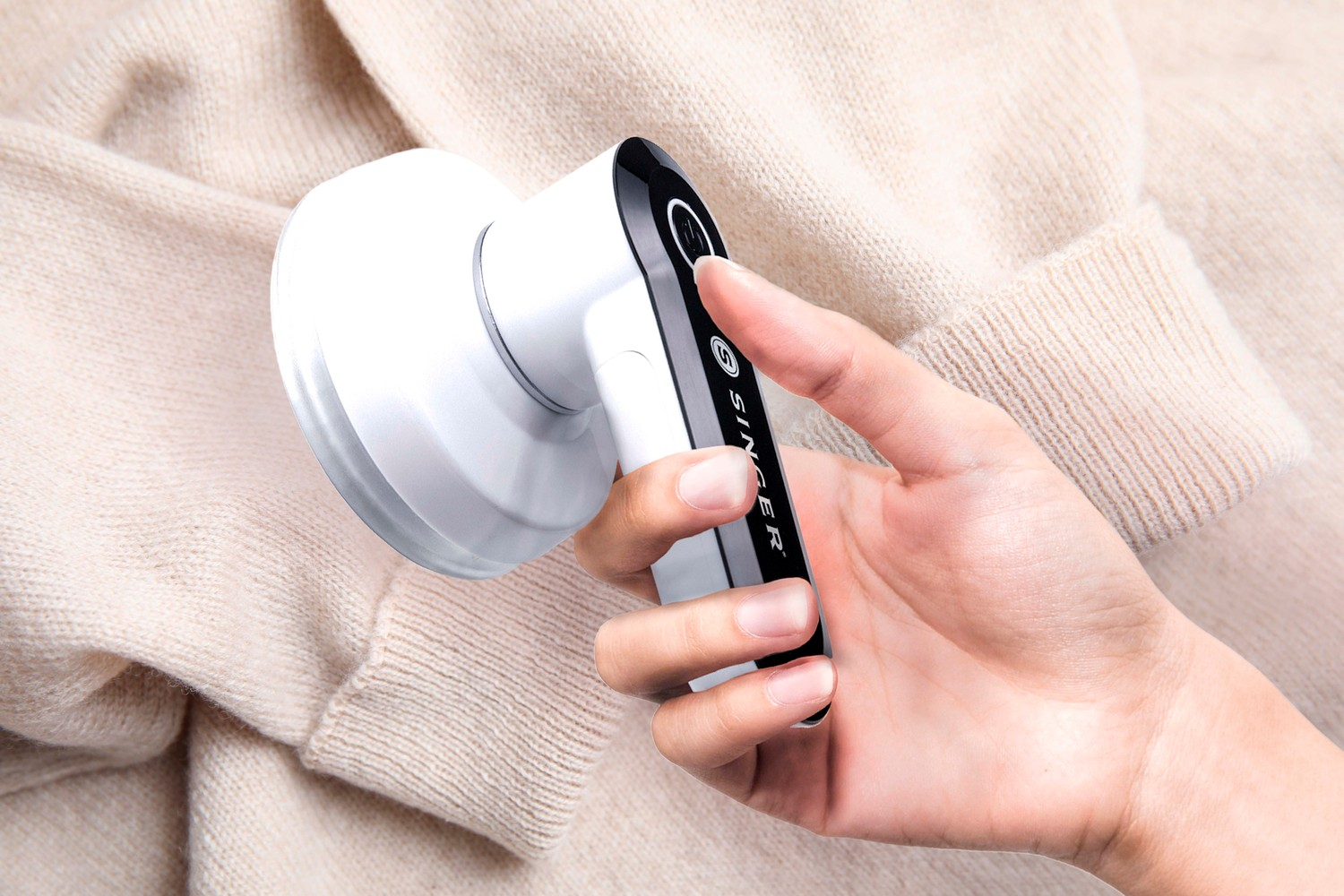 slide 3 of 4, Singer Lint Remover, 1 ct