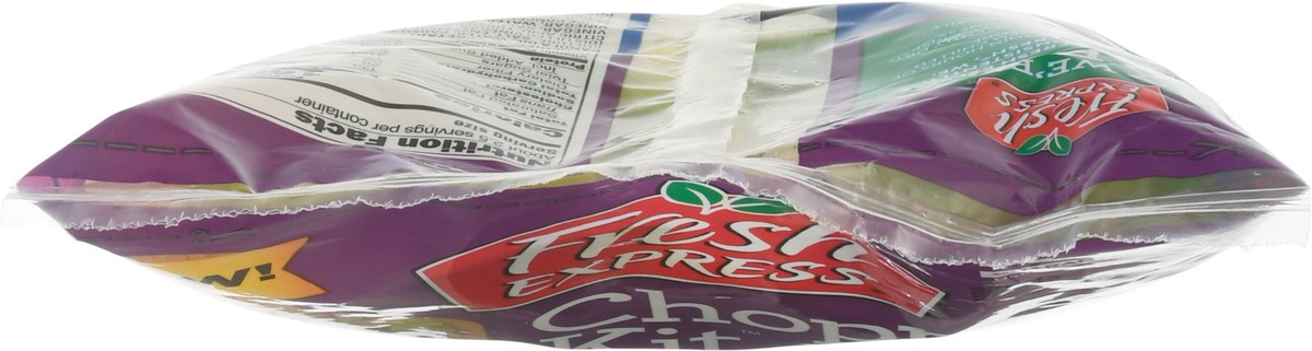 slide 9 of 9, Fresh Express Caesar Chopped Salad Kit, 9.9 oz