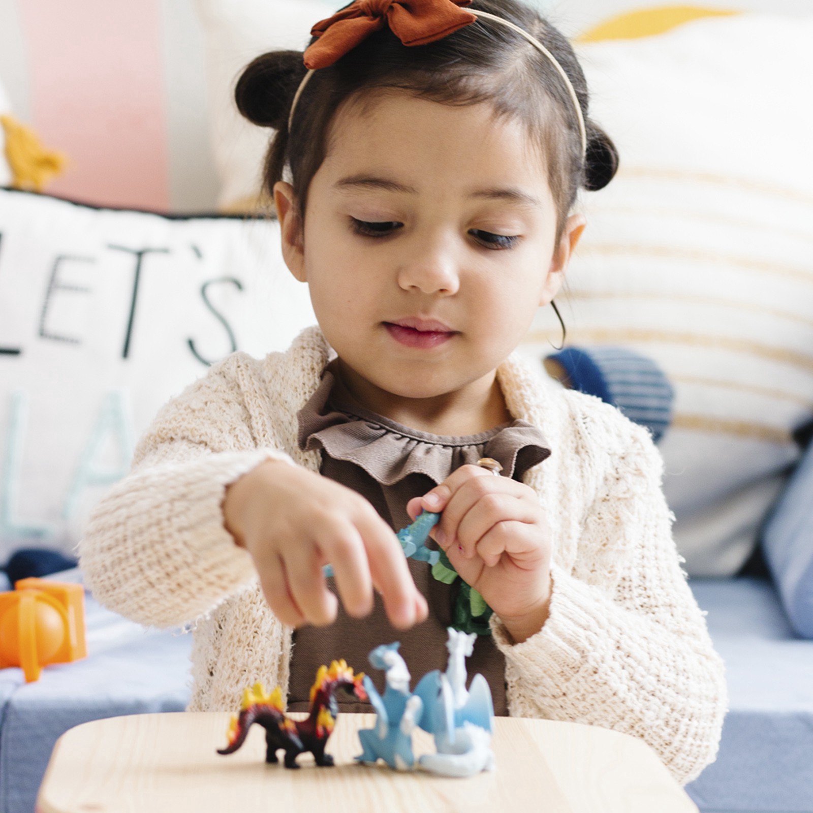 slide 2 of 4, Safari Ltd. Safari Ltd Toob Dragons Of The Elements, 1.5 in x 1.5 in