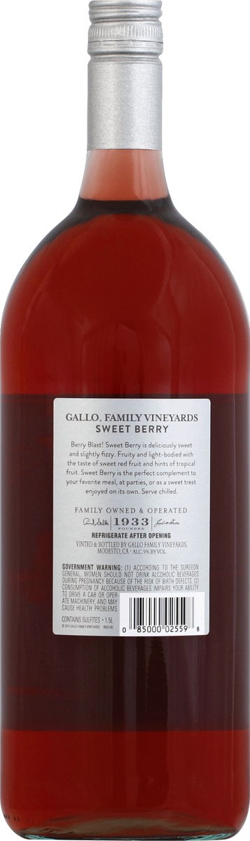 slide 3 of 3, Gallo Family Vineyards Red Wine, 1.5 liter