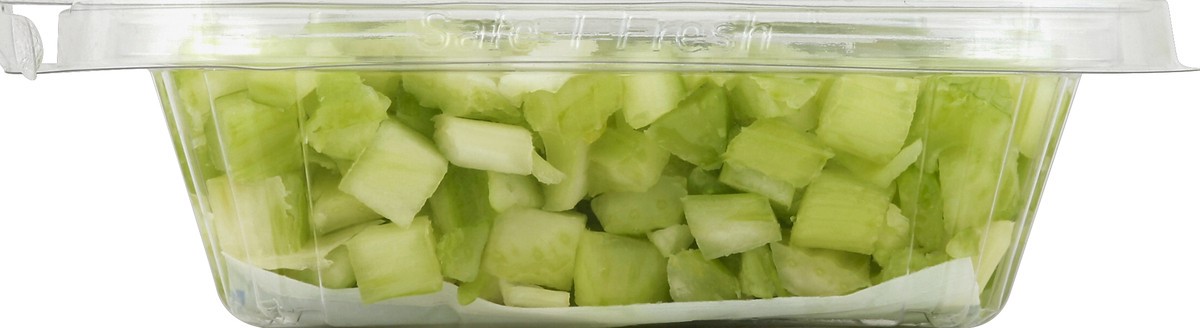 slide 4 of 4, IncredibleFresh Celery 6 oz, 6 oz
