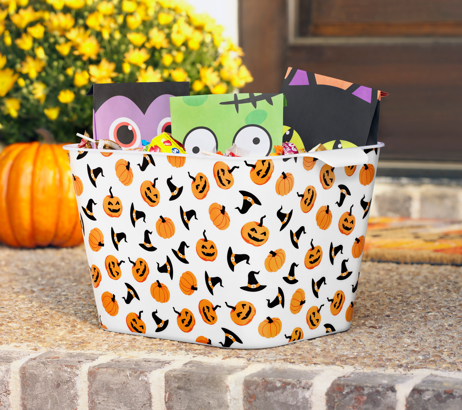 slide 3 of 3, Whitmor Small Graphic Tote-Pumpkins And Witch Hats, 1 ct