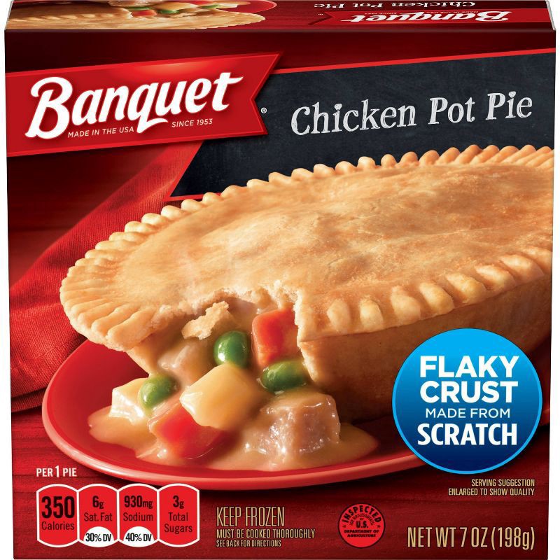 slide 1 of 33, Banquet Frozen Pot Pie Dinner, Chicken, 7-Ounce, 7 oz