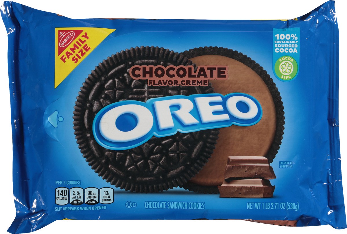 slide 2 of 12, OREO Chocolate Creme Chocolate Sandwich Cookies, Family Size, 18.71 oz, 18.71 oz