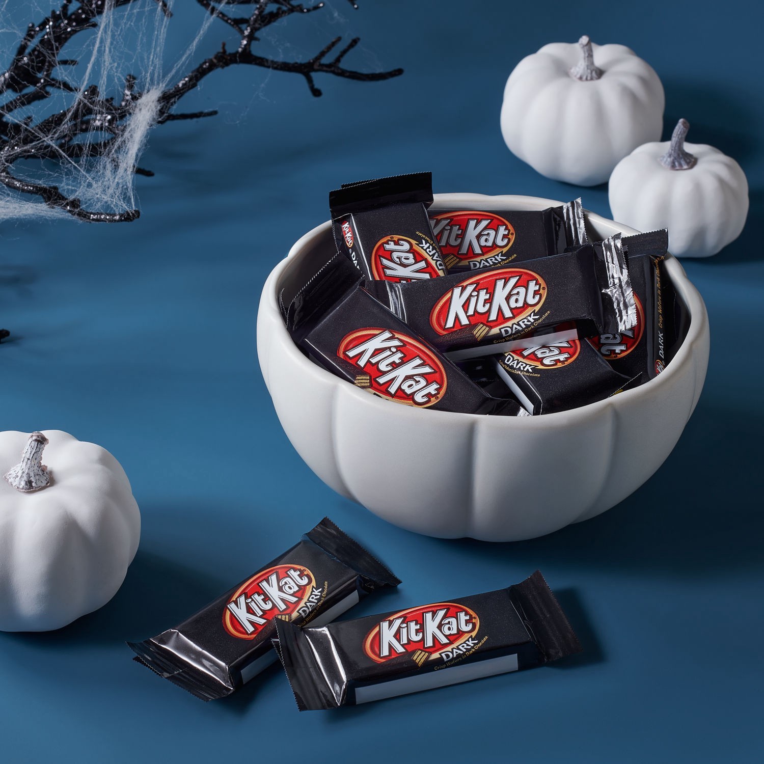 slide 2 of 7, Kit Kat Halloween Dark Chocolate, 9.8 oz