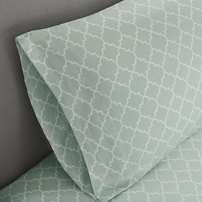 slide 9 of 10, Madison Park Essentials Merritt Reversible Queen Comforter Set - Grey, 9 ct