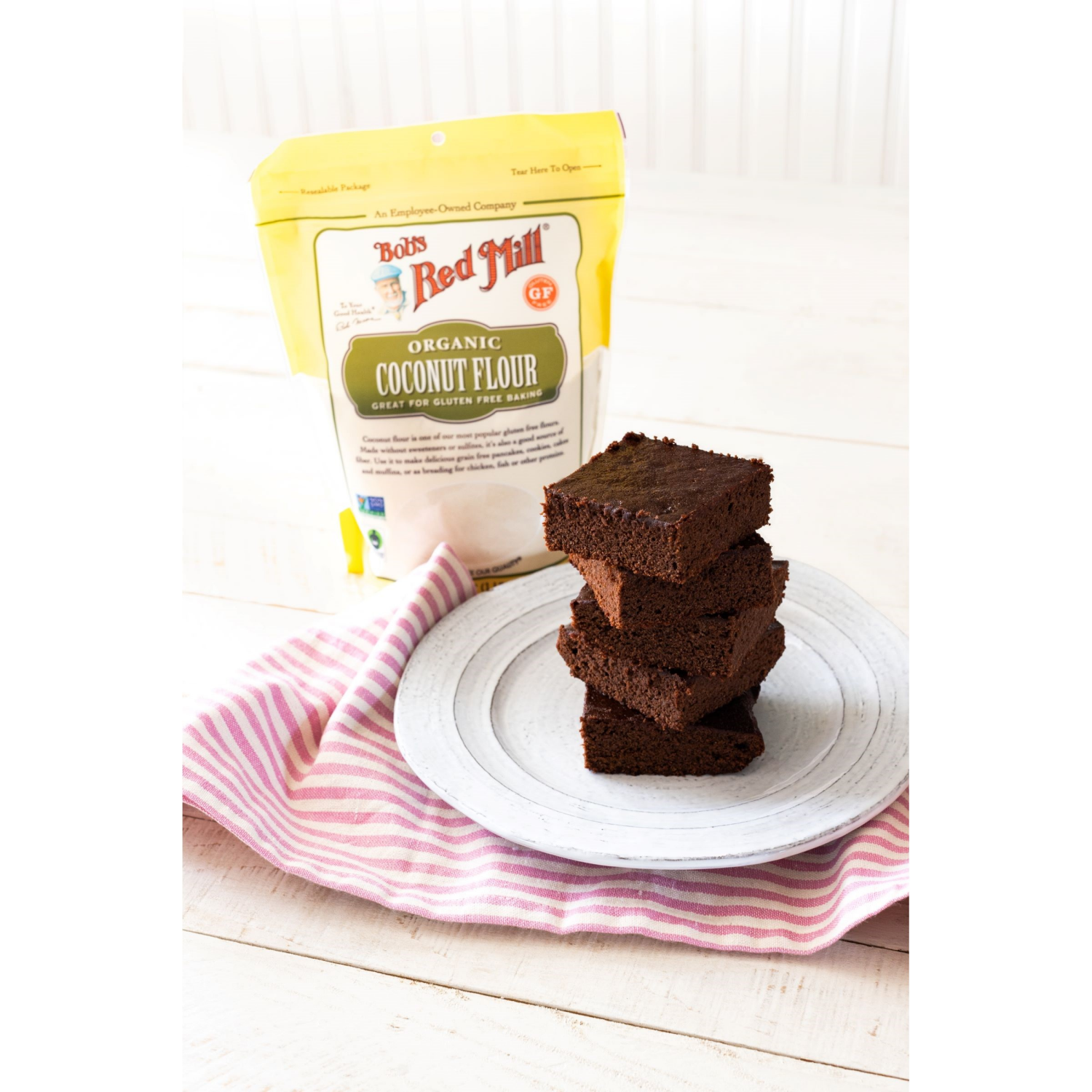 slide 3 of 4, Bob's Red Mill Organic Coconut Flour - 16 oz, 16 oz