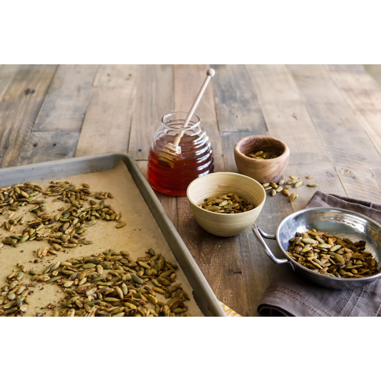 slide 3 of 3, Bob's Red Mill Organic Gluten Free Pumpkin Seeds, 1 ct