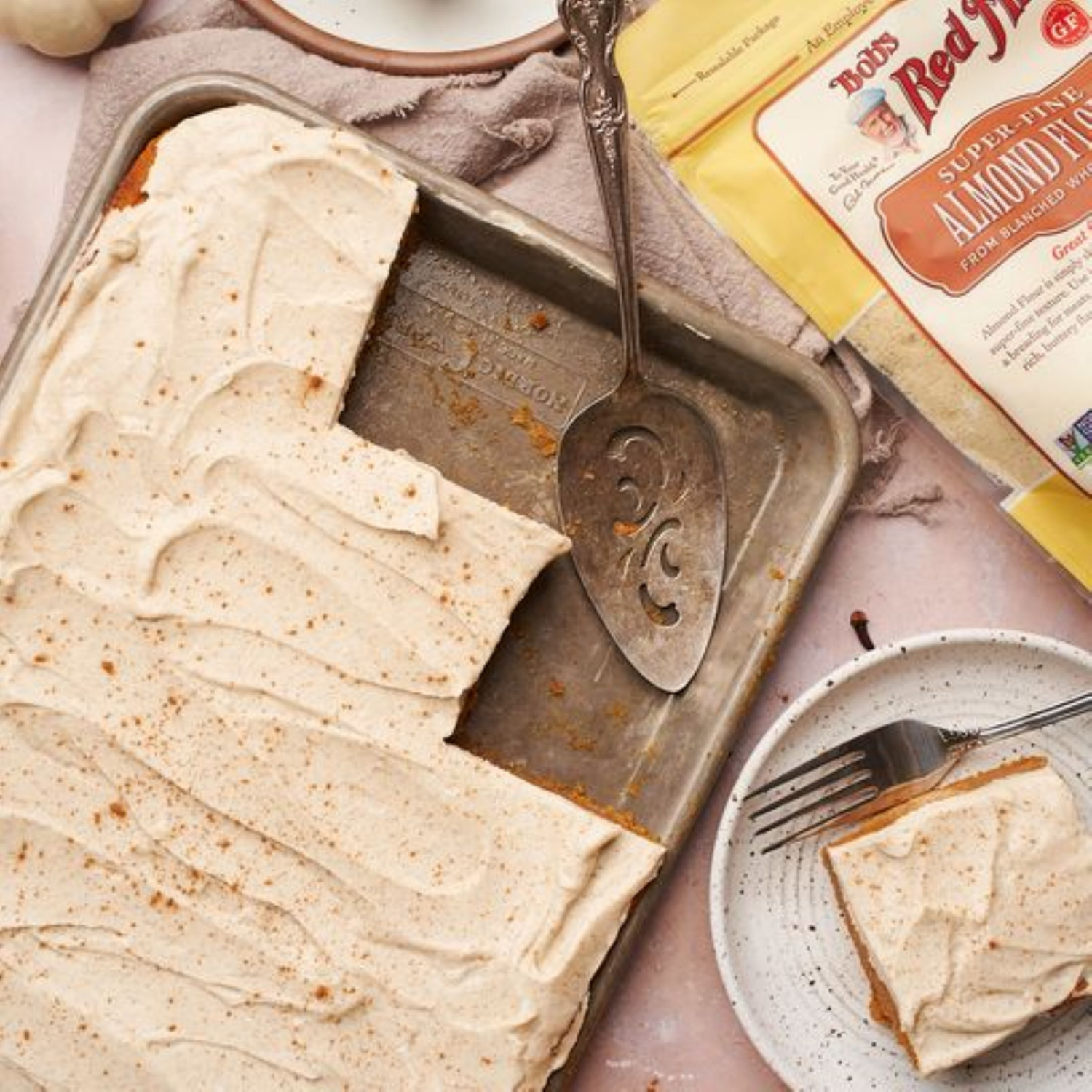 slide 3 of 4, Bob's Red Mill Super-Fine Almond Flour 16 oz, 16 oz