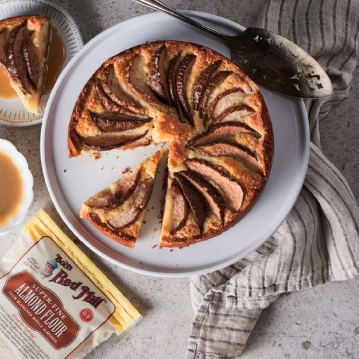 slide 4 of 4, Bob's Red Mill Super-Fine Almond Flour 16 oz, 16 oz