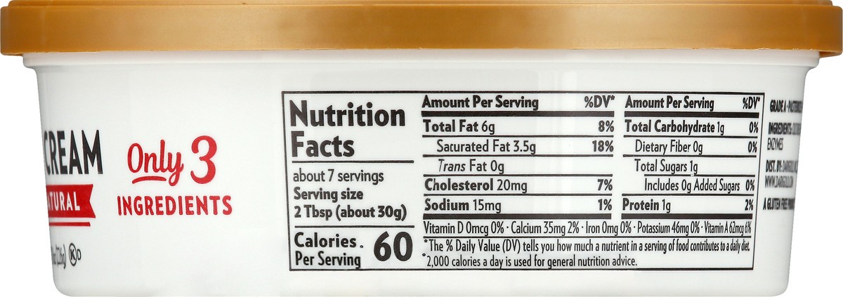 slide 5 of 12, Darigold All Natural Sour Cream 8 oz, 8 oz