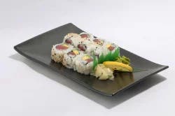 Tuna Cado Roll