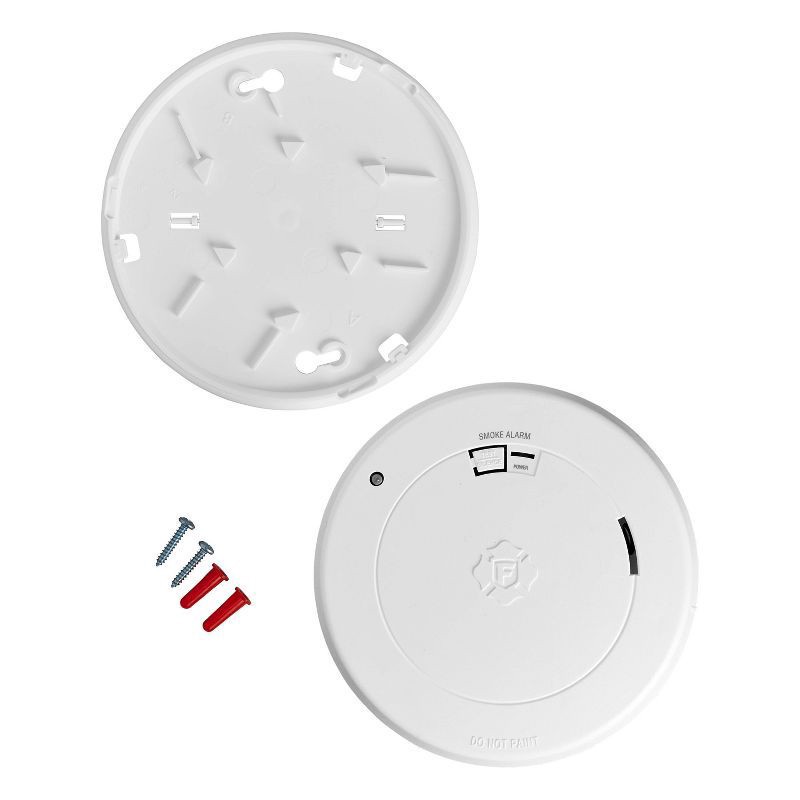 slide 4 of 7, First Alert Alarm Smoke DC10 with LGT SM210L Clam Tray, 210 liter