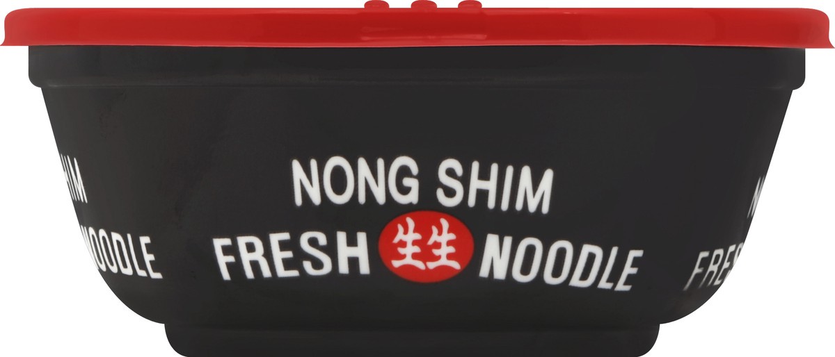 slide 3 of 4, Nongshim Original Udon Soup Microwavable Noodle Bowl, 9.73 oz