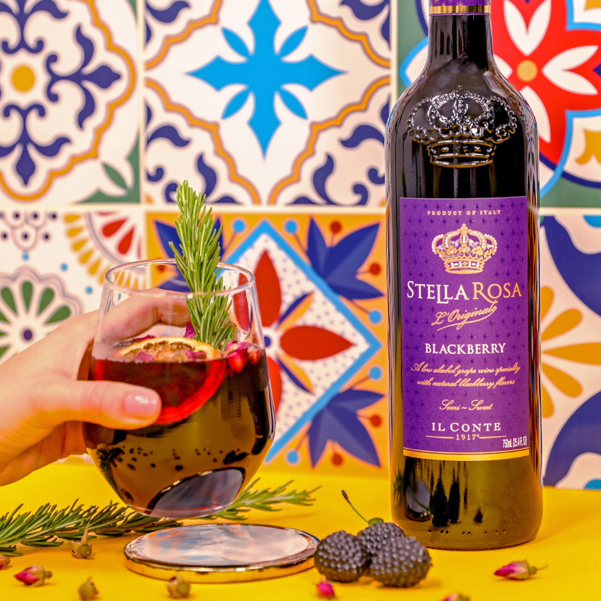 slide 7 of 9, Stella Rosa Blackberry 25.4 fl oz, 25.4 fl oz