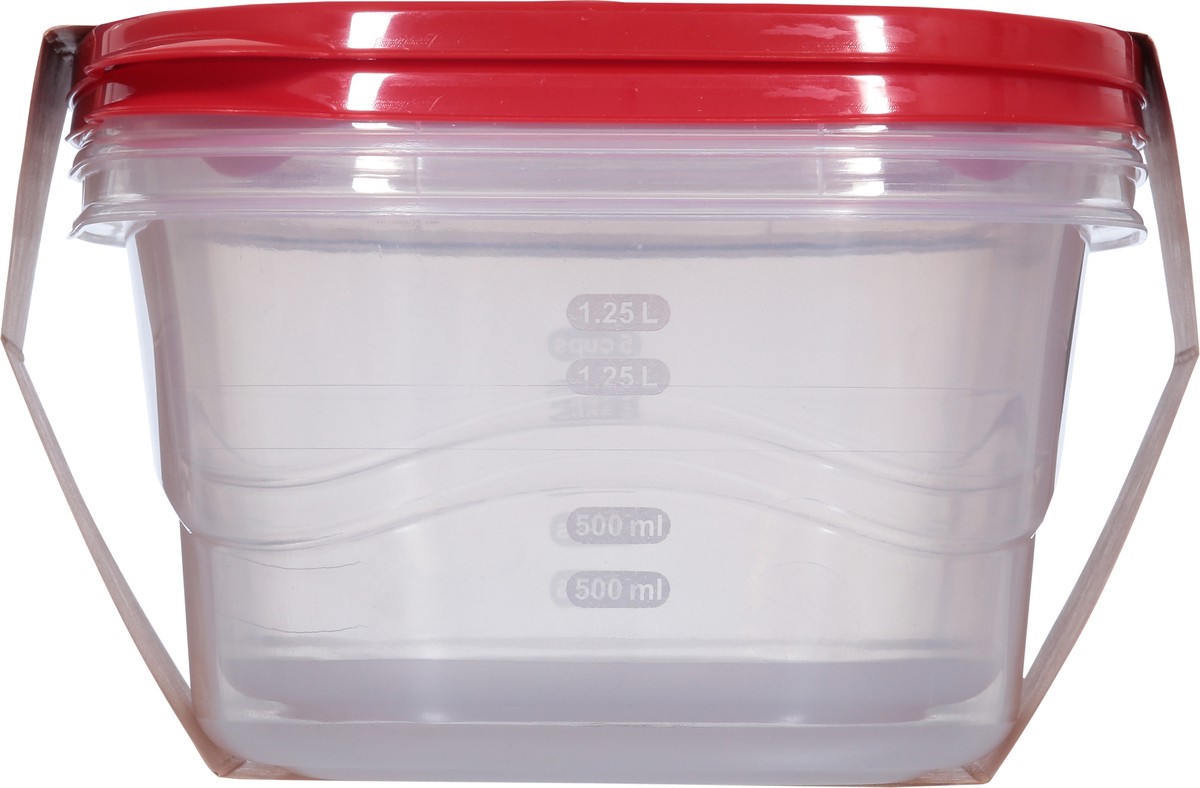 slide 5 of 9, Rubbermaid TakeAlongs 8 Cup Deep Rectangles Containers & Lids 2 ea, 2 ct; 1.8 oz