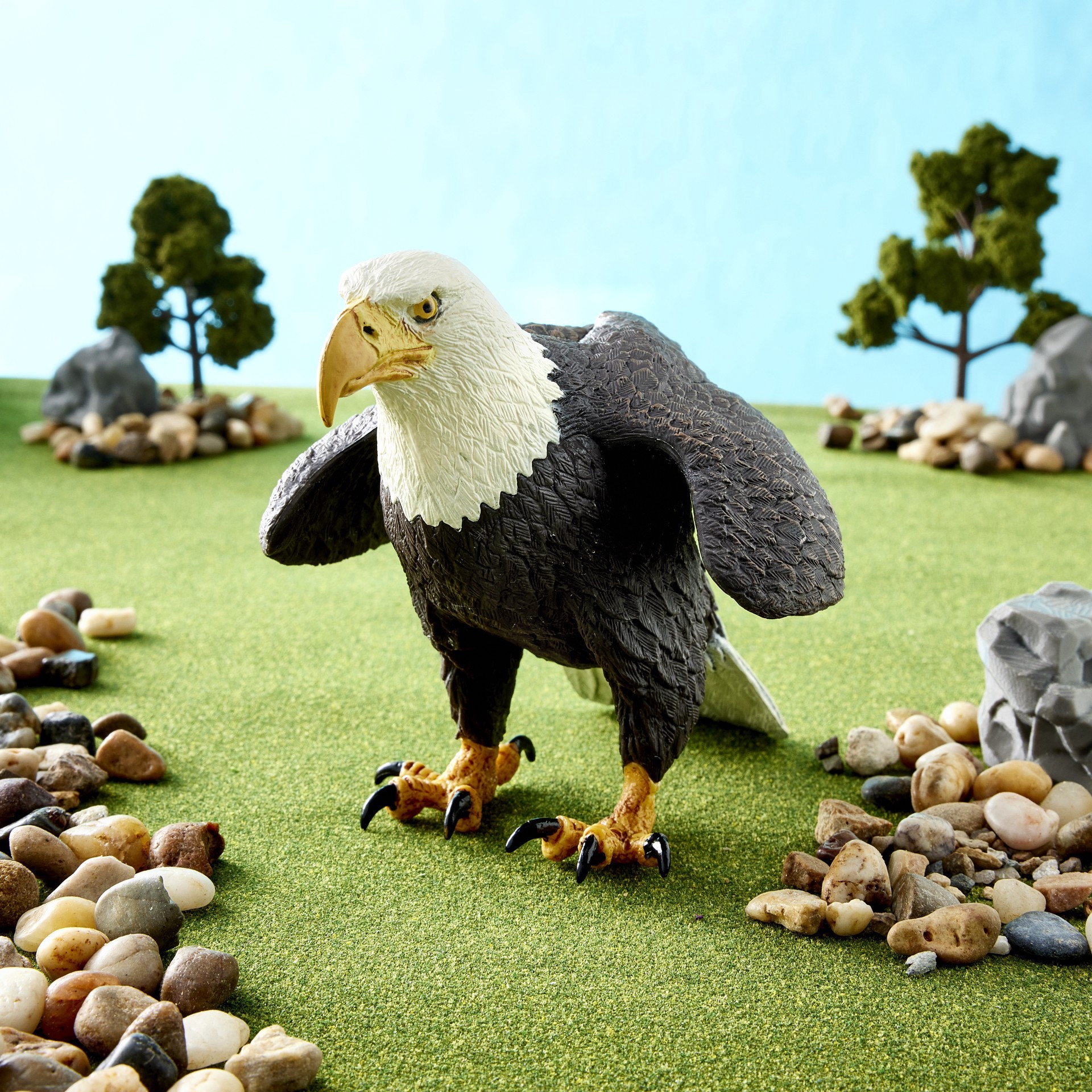 slide 2 of 2, Safari Ltd. Safari Ltd Bald Eagle, 7 in x 4.5 in