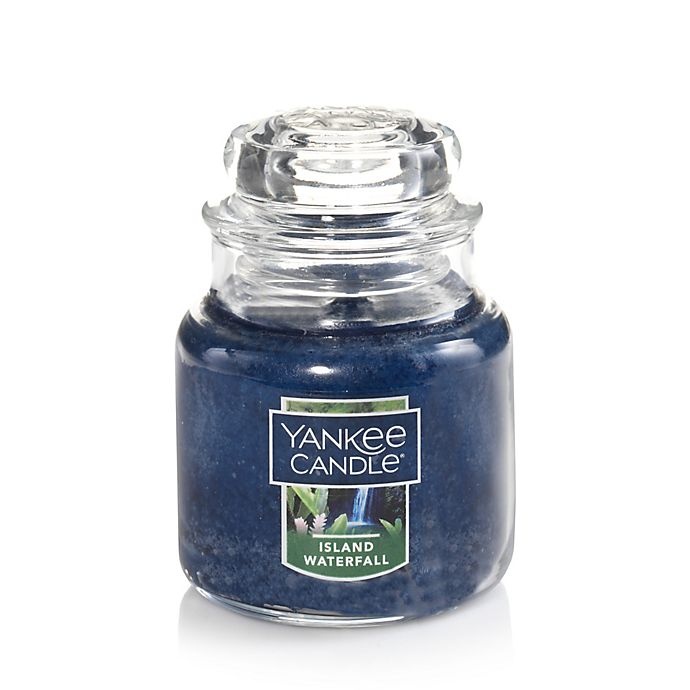 slide 1 of 1, Yankee Candle Housewarmer Island Waterfall Small Classic Jar Candle, 1 ct