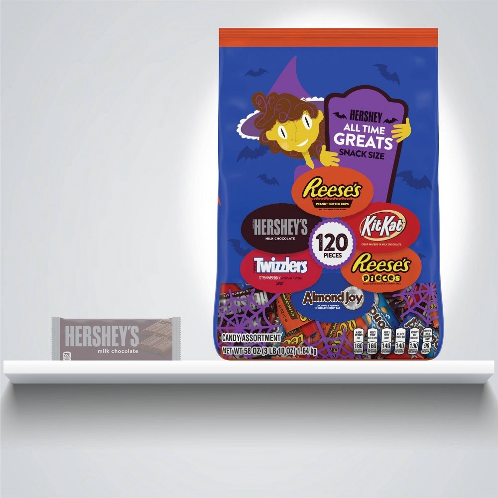 slide 5 of 6, Hershey's Halloween All Time Greats Assorted Chocolate Snack Size Candy, 33.86 oz