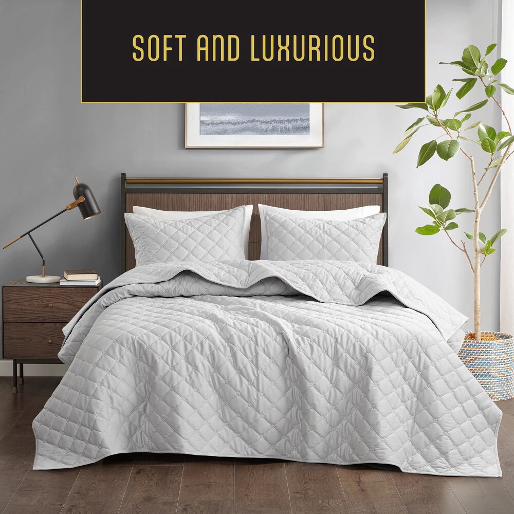 slide 3 of 3, Modavari Quilt King - Grey, King Size