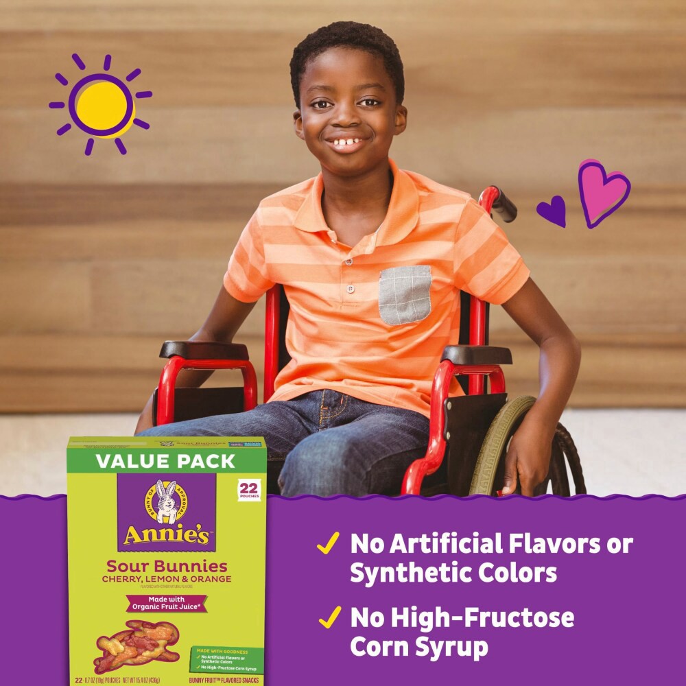 slide 2 of 6, Annie's Sour Bunnies Value Pack Fruit Flavored Snacks, 22 ct / 0.7 oz