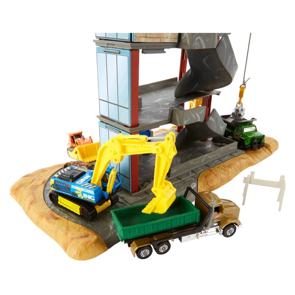 slide 5 of 18, Matchbox Downtown Demolition Playset, 1 ct