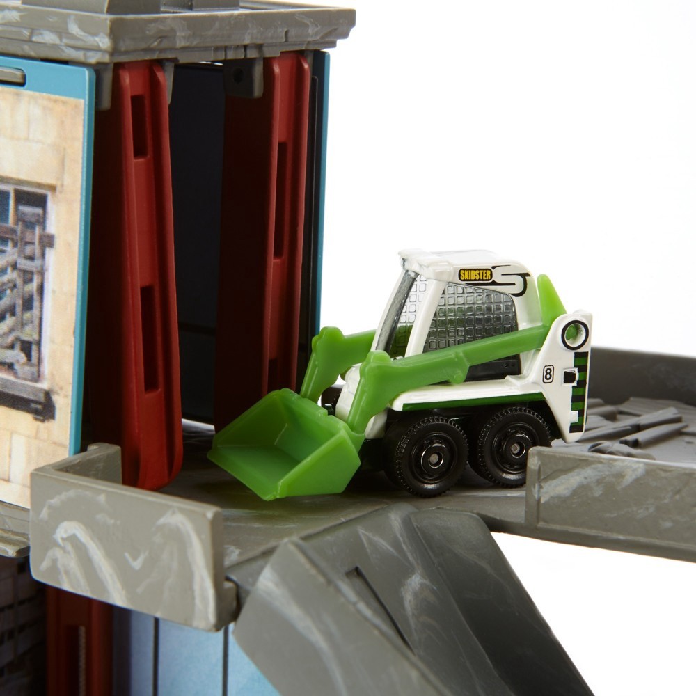 slide 8 of 18, Matchbox Downtown Demolition Playset, 1 ct