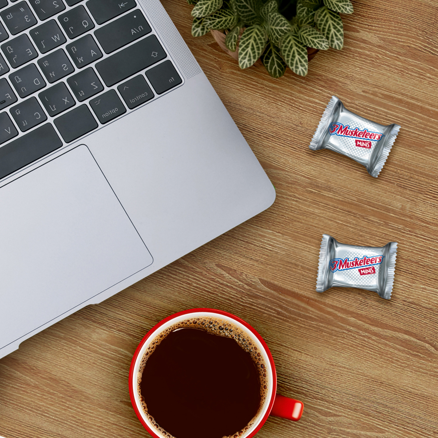 slide 5 of 8, 3 MUSKETEERS Minis Bars Sharing Size 8.4 oz, 8.4 oz