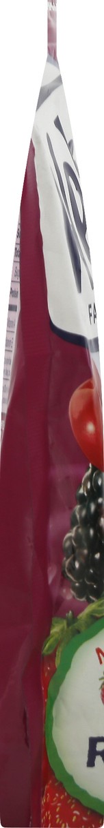 slide 3 of 10, Welch's Berries 'N Cherries Fruit Snacks 8oz, 8 oz