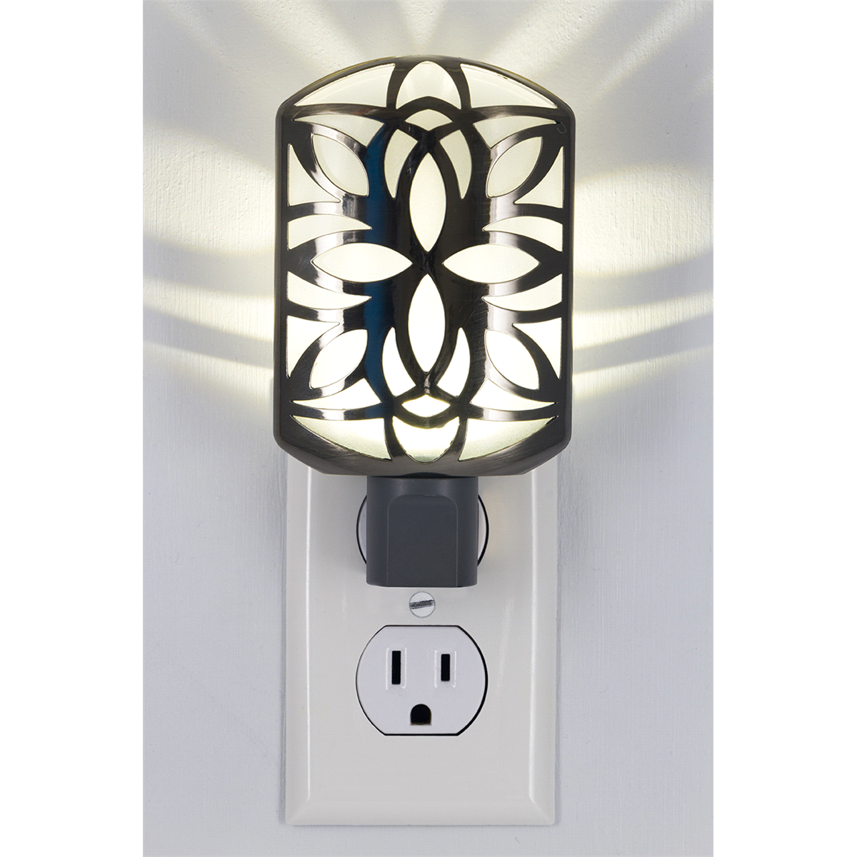 slide 3 of 4, GE LED Décor Night Light, Flower Design, 1 ct