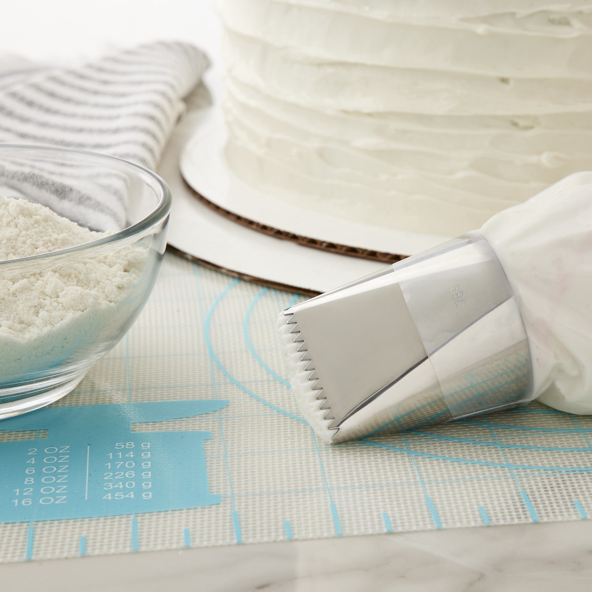 slide 2 of 4, Cake Icing Tip By Celebrate It, tip #789