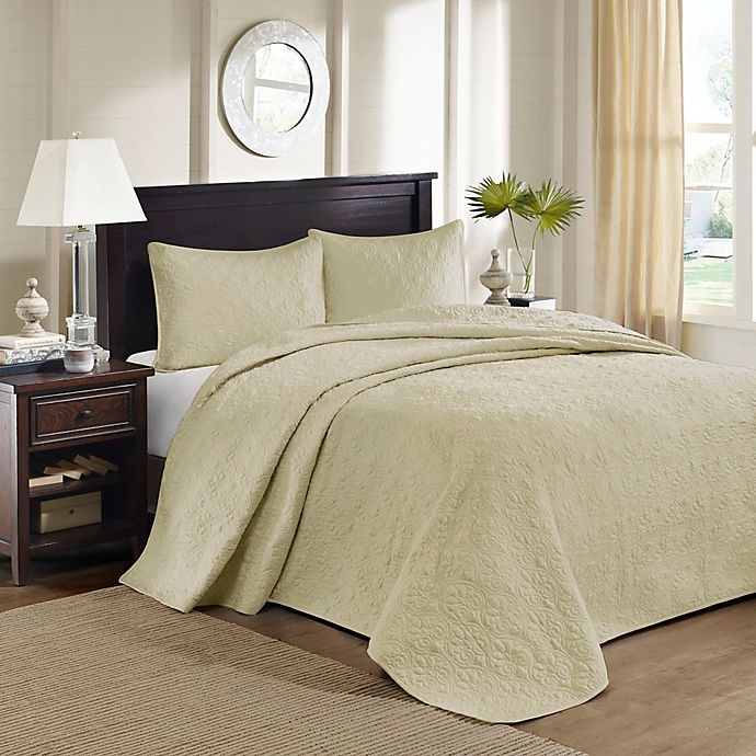 slide 1 of 7, Madison Park Quebec Reversible King Bedspread Set - Yellow, 1 ct