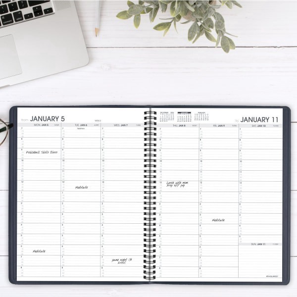 slide 8 of 10, AT-A-GLANCE® 2026 Weekly Appointment Book Planner, Navy, Large, 8 1/4"" x 11"", 1 ct